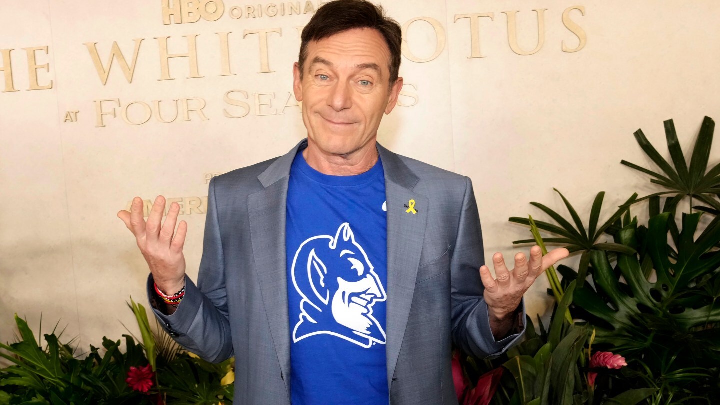 WESTLAKE VILLAGE, CALIFORNIA - APRIL 06: Jason Isaacs attends HBO's "The White Lotus" Season 3 Finale Event at Four Seasons Hotel Westlake Village, California on April 06, 2025 in Westlake Village, California. (Photo by Jeff Kravitz/FilmMagic for HBO)