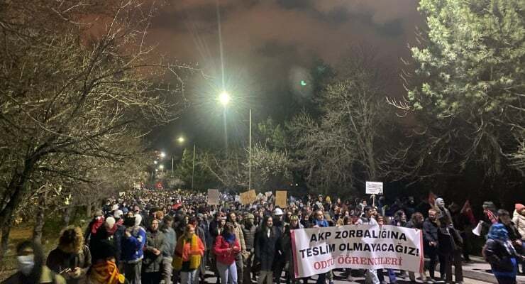 Students in Ankara march in METU campus