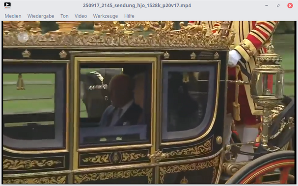 Screenshot des gestrigen Heute Journals im ZDF mit US-Präsident Trump, der in der königlichen Kutsche des britischen Königs Karl III. sitzt.